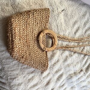 Natural Woven Straw Bag with Wooden Handle